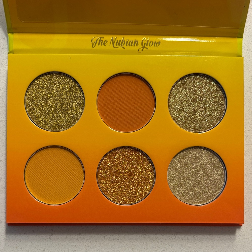 Juvia's Place The Nubian Glow Eyeshadow Palette, NWT